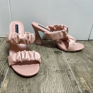 French Connection Ruched Crystal Heel Sandal Blush Size 9 Brand New Women’s
